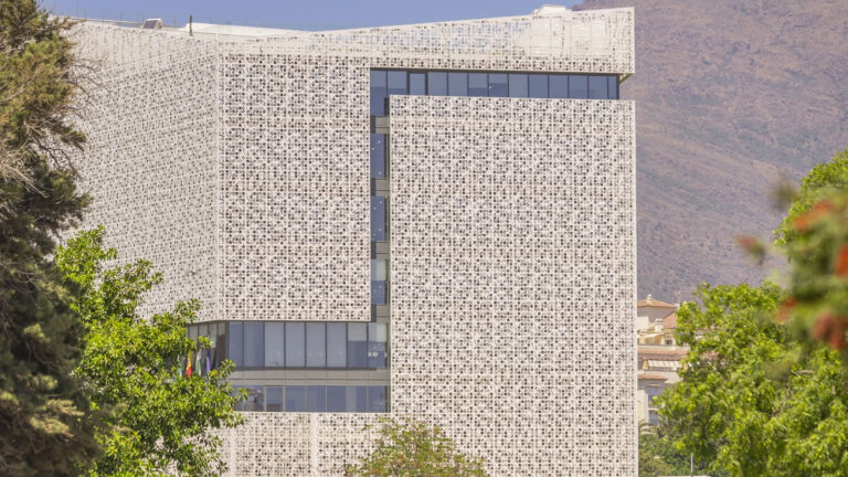 044702ea03b48a9d656157fdb8eb8274