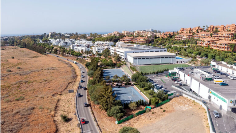 0e3ec5935090de6a5cf16eb8ea20c83a