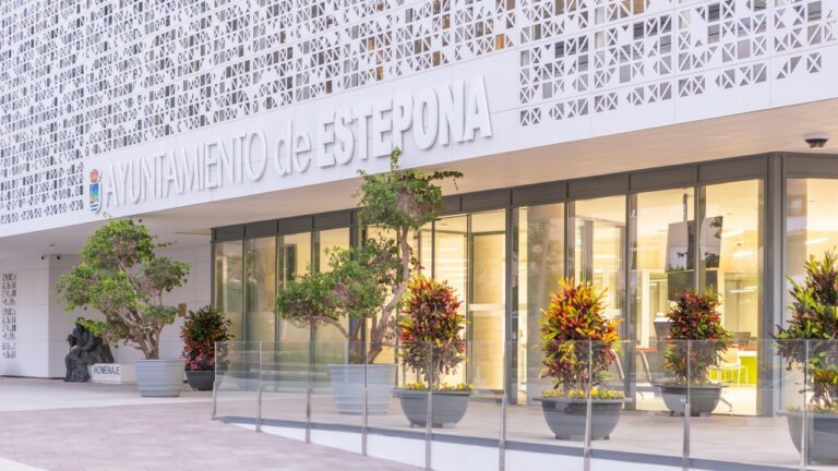 53fa4dd25e8221617c1a01a2ac912e86-1