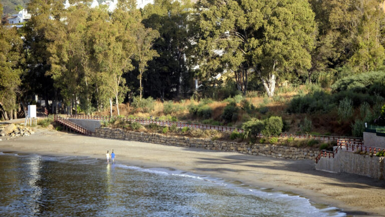 Die Stadtverwaltung schreibt die Arbeiten am Küstenkorridorabschnitt in Bahía Dorada aus