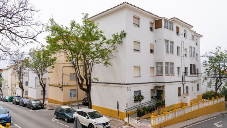 b47690347c3d54870bf8dbb947635eb3