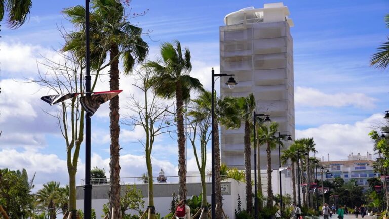 b6502eec79a516df04341198f33d2d16