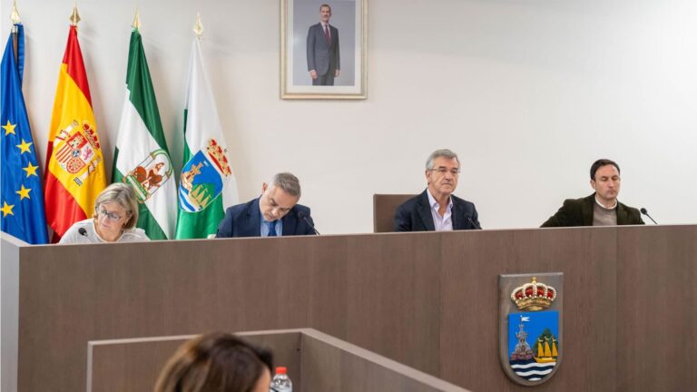 bfb381a85140c1ebb1ecdd3e38bf0db9