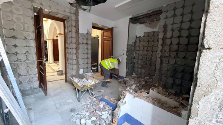 ddd745427169d2352d57886436dbd0a2