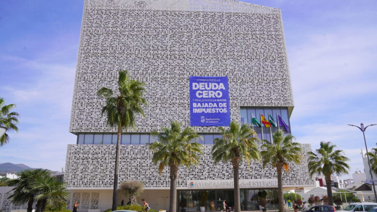 f53a0d088324fcf3dfe4e556a2448dfb